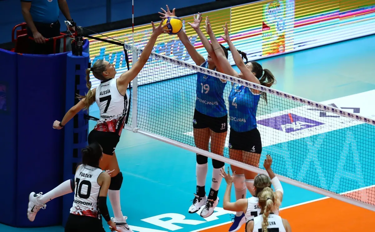 Kadınlar AXA Sigorta Kupa Voley’de ikinci gün maçları tamamlandı