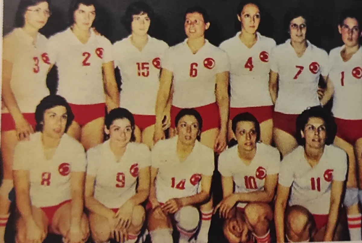 Semih Oktay’ın eski milli voleybolcu eşi Gülfer Oktay kalp krizi sonrası vefat etti