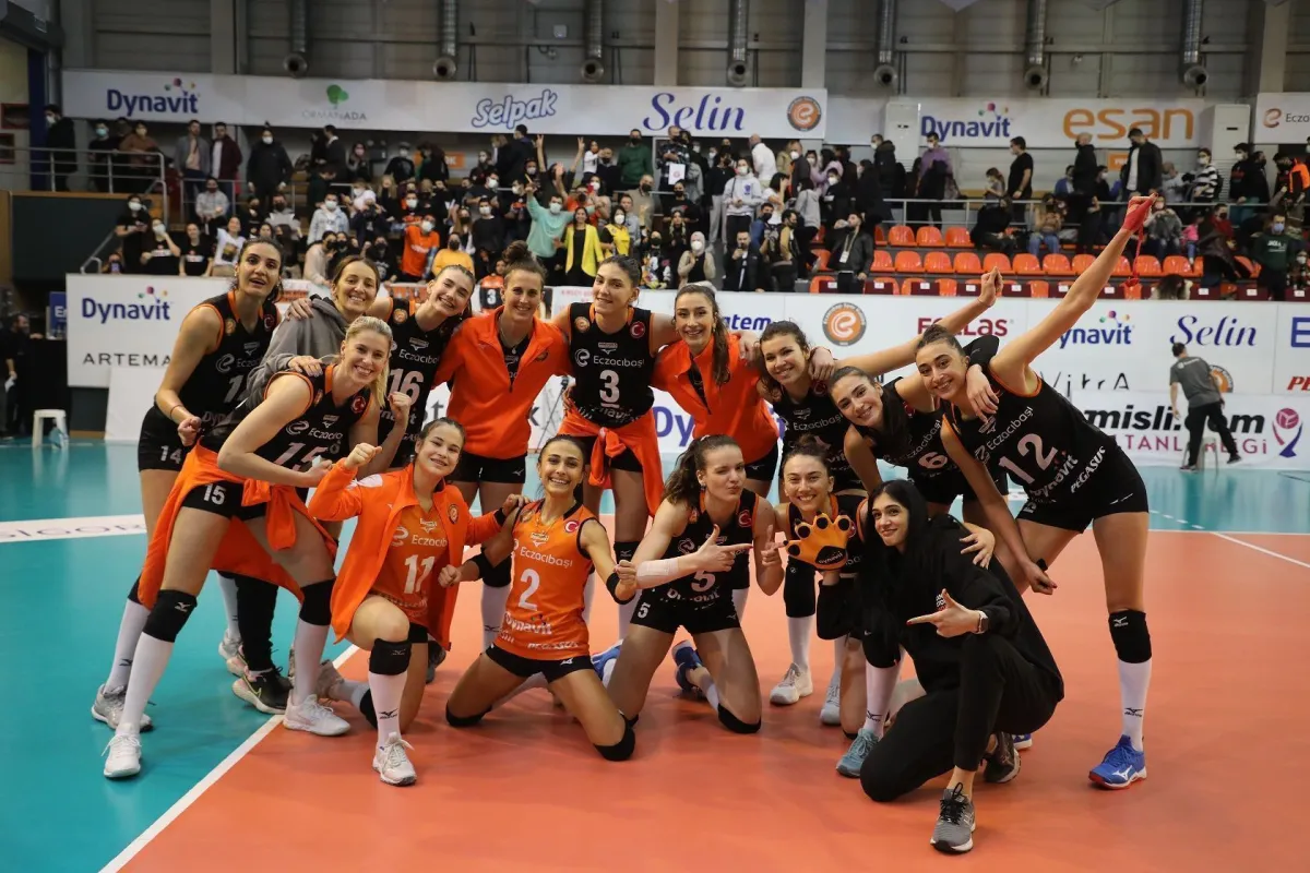 Eczacıbaşı Dynavit, Nilüfer Belediye'ye set vermedi