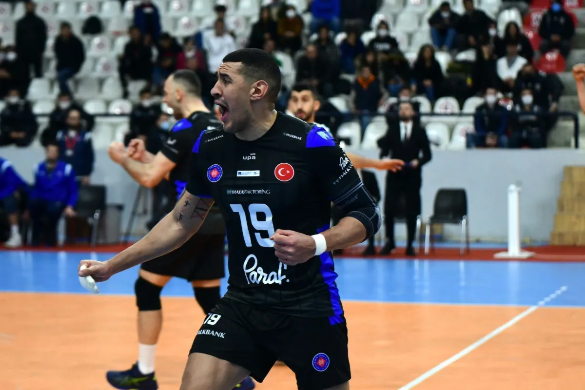 Halkbank bıraktığı yerden