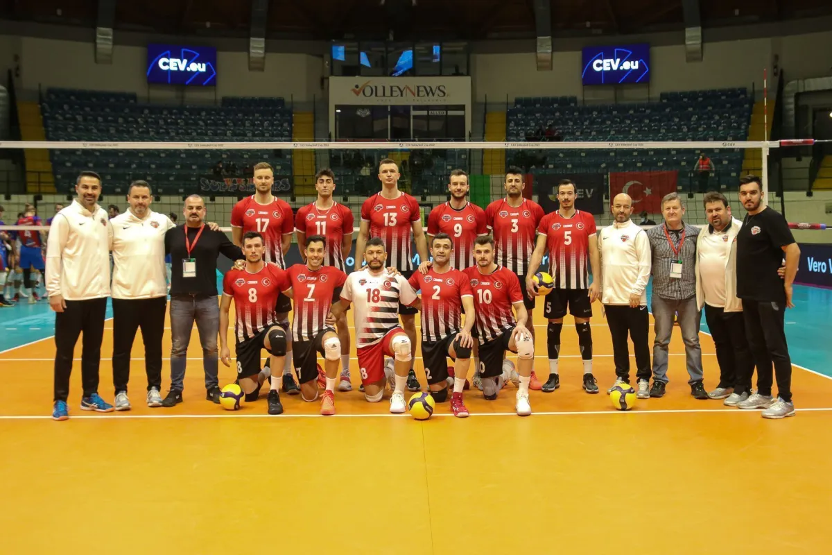 Spor Toto, CEV Kupası'nda İtalyan ekibi Vero Volley Monza’ya 3-0 mağlup oldu ve kupaya veda etti.