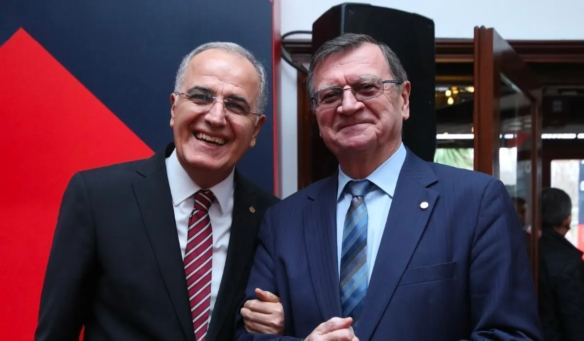 Balkanlarda Voleybolun Patronu TVF Başkanı M. Akif Üstündağ Oldu