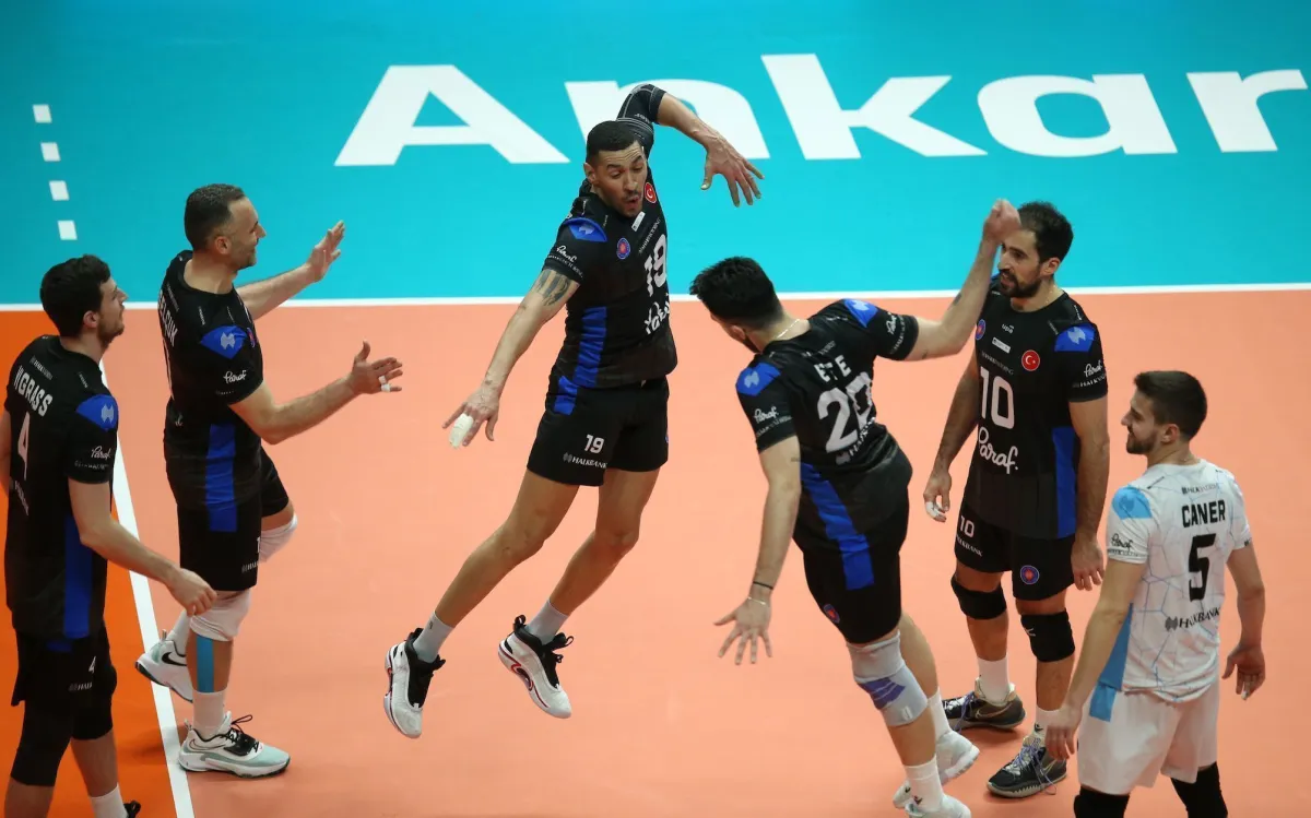 Challenge Cup'ta Yarı final için avantaj Halkbank’ta