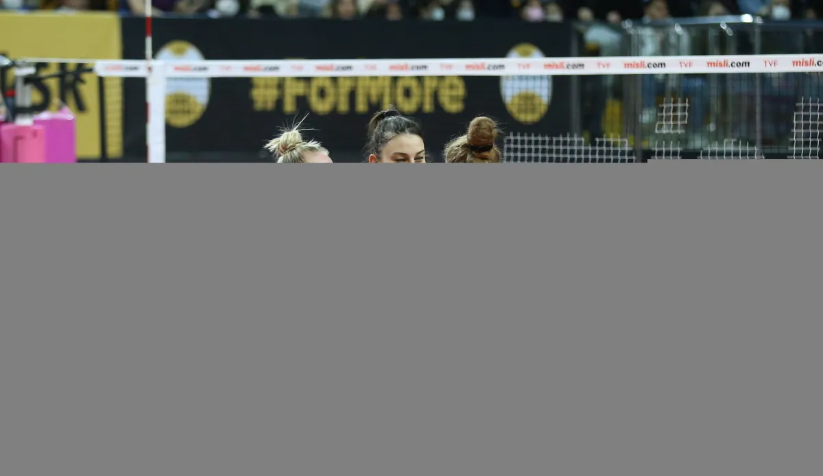 Lider VakıfBank kazanmaya devam ediyor