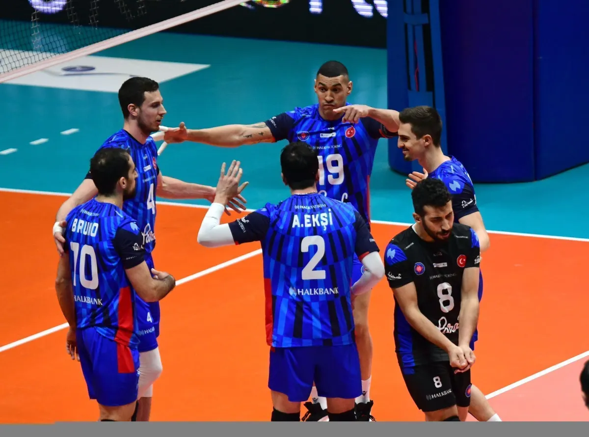 Lig etabının lideri Halkbank