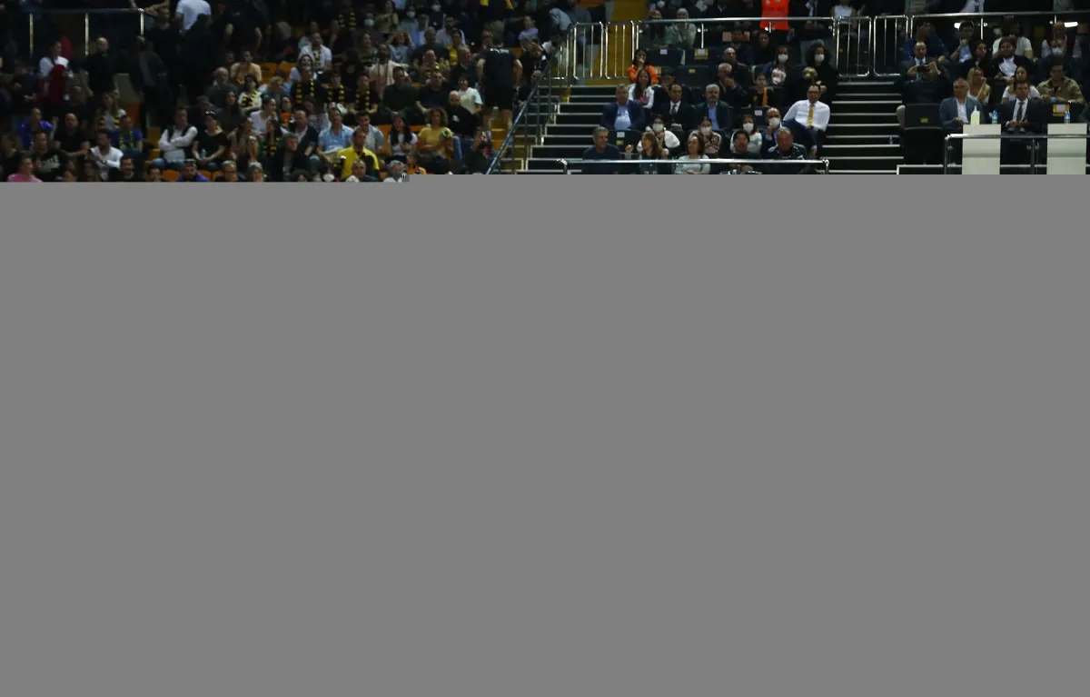 FENERBAHÇE SERİDE 2 1 ÖNDE