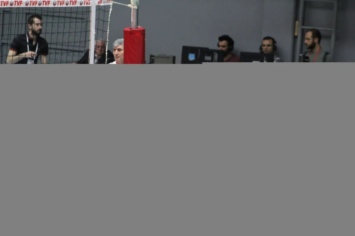 Nilüfer Belediyesi Cim Bom'u Üzdü: 3-1