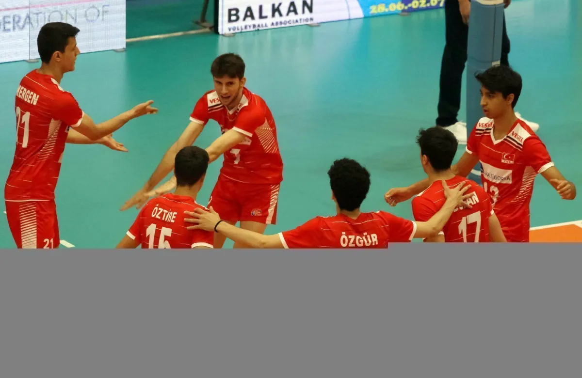 U18 Erkek Milli Takımımız, Balkan Şampiyonası'nda Bosna Hersek'i 3-0 Yenerek 2'de 2 yaptı