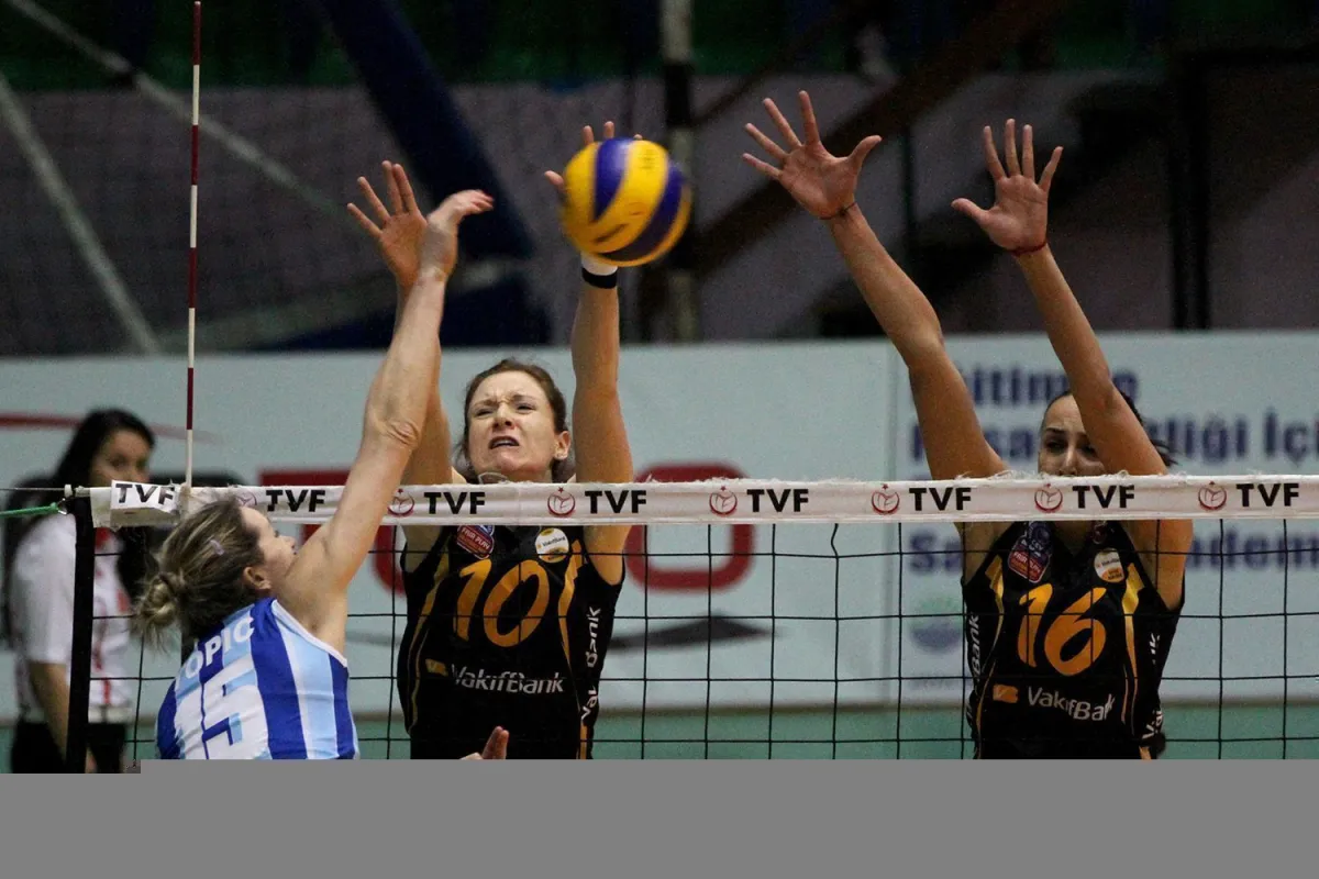 VakıfBank Sarıyer'den Üç Puanı 3-1 Galip Gelerek Aldı