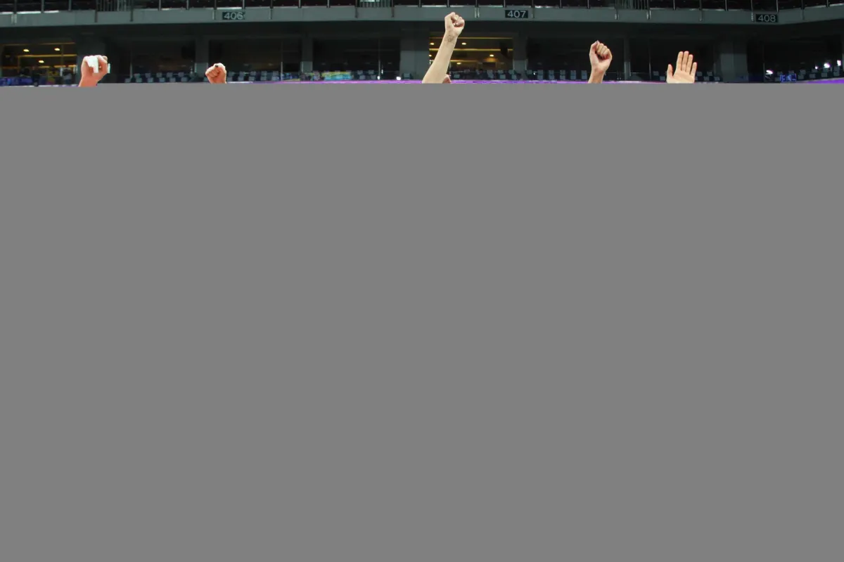 Vakıfbank'ı 3-1 Yenen Eczacıbaşı VitrA Finalde