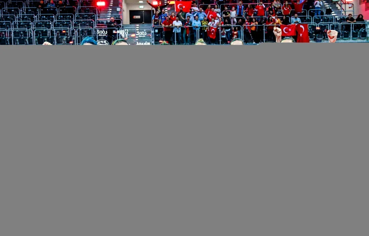 Filenin Sultanları, FIVB Dünya Şampiyonası son 16 turu ilk maçında Almanya’yı 3-0 mağlup etti.