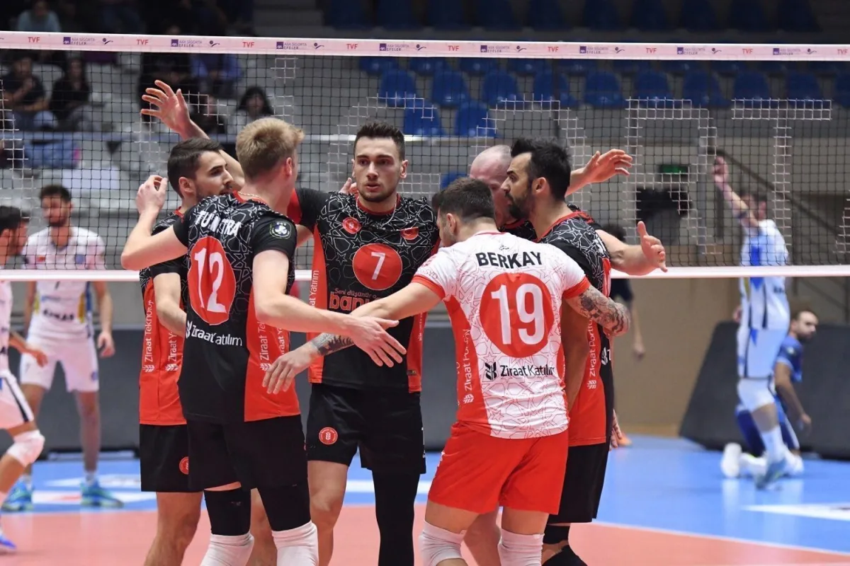 Ülkemizi 2022 CEV Şampiyonlar Ligi ve CEV Kupası’nda erkekler kategorisinde temsil eden kulüplerimiz, ilk maçlarına çıkıyor.