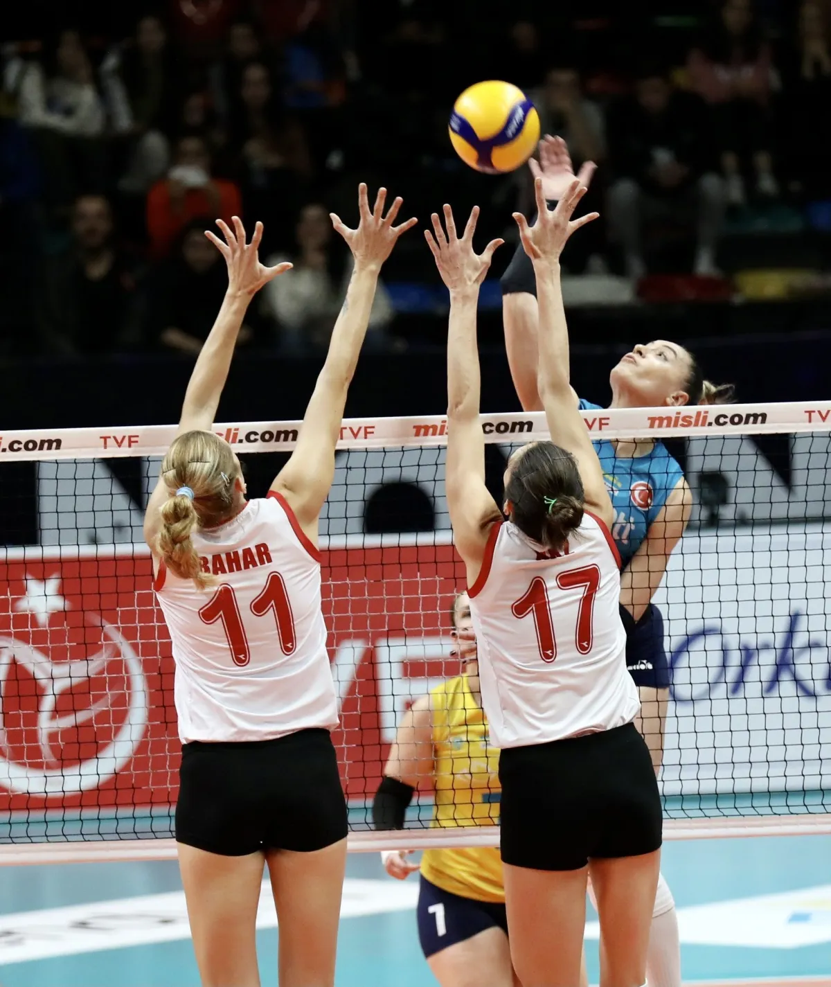 Türk Hava Yolları, PTT Deplasmanından 3 Puanla Dönüyor