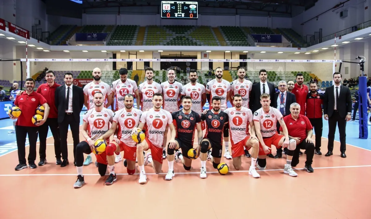 ZİRAAT BANKKART: 2 FENERBAHÇE: 3