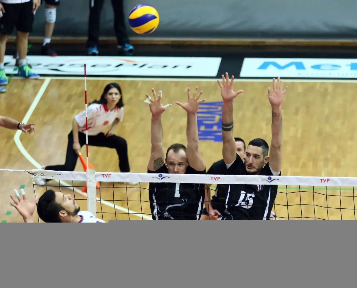 Efeler Ligi Dördüncü Haftada 5 Maç Geride Kaldı