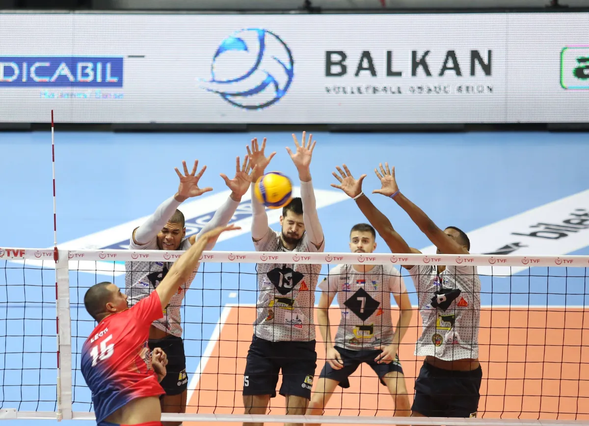 Bursa Büyükşehir Belediyespor Voleybol Balkan Kupası finalinde MOK Spartak Subotica ile karşılaşacak