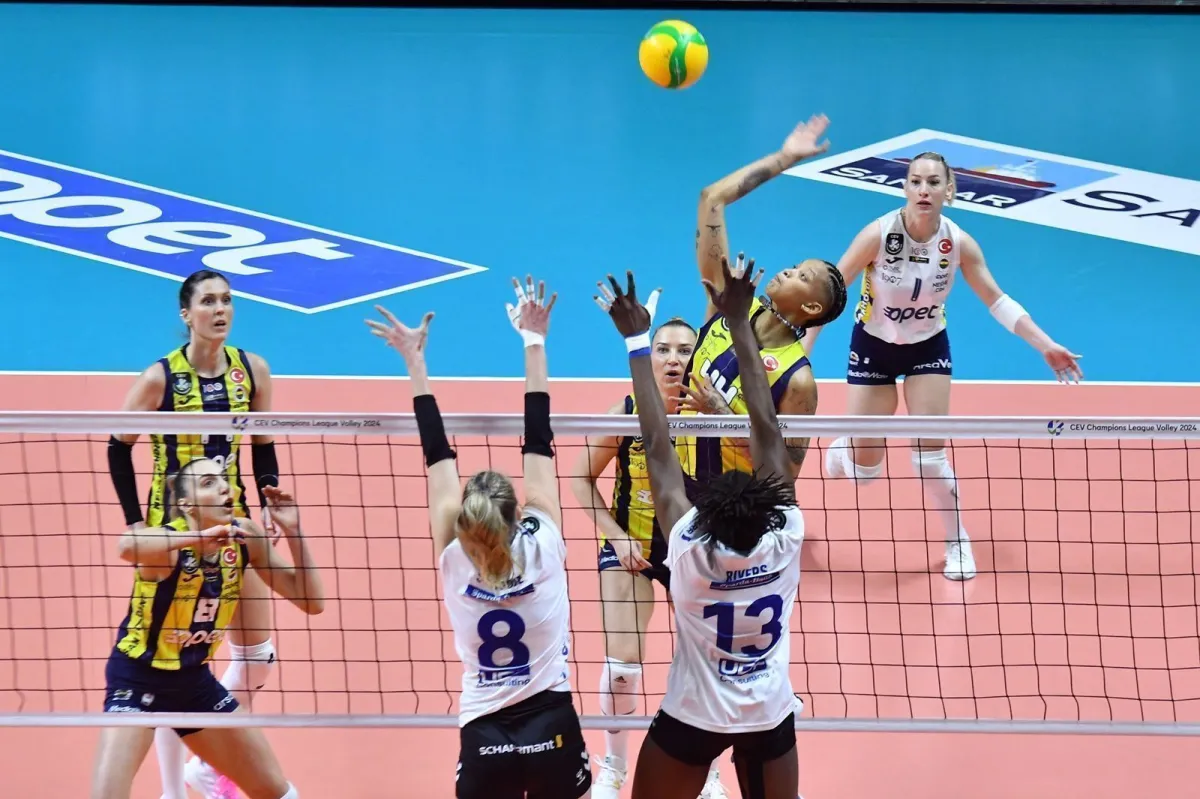 FENERBAHÇE OPET CEV ŞAMPİYONLAR LİGİ NDE YARI FİNALDE