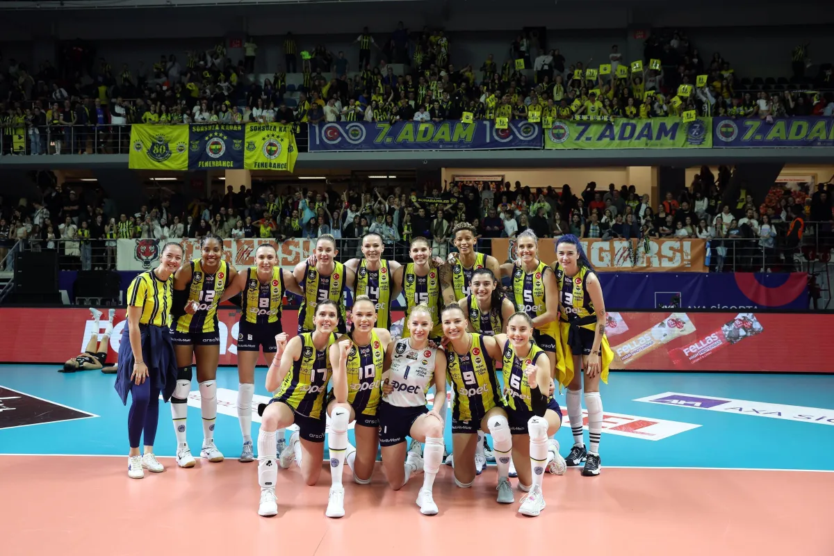Fenerbahçe Opet play off ilk maçını 3-1 kazandı 1-0 öne geçti