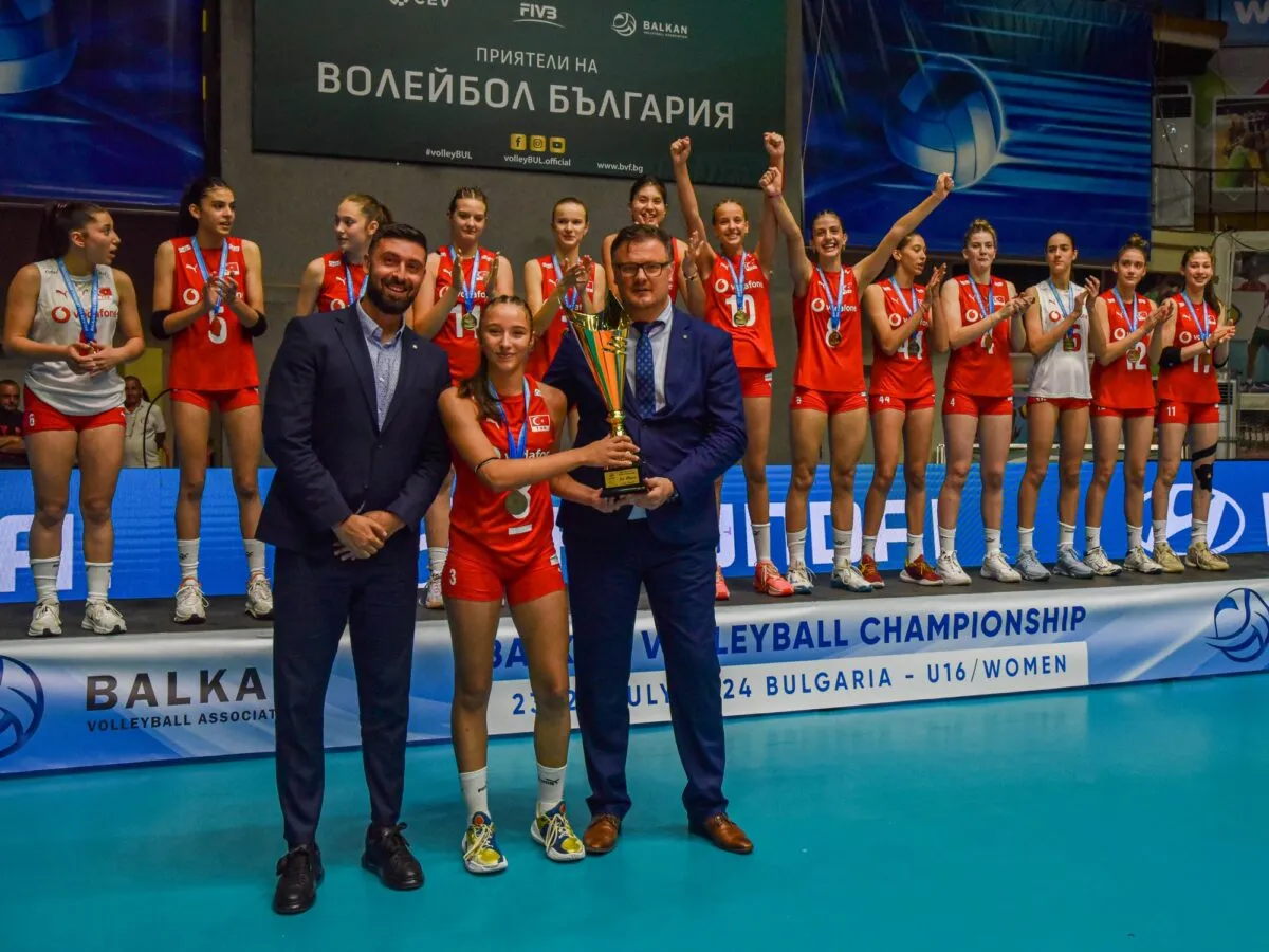 16 Yaş Altı Kadın Milli Takımımız BALKAN ŞAMPİYONU