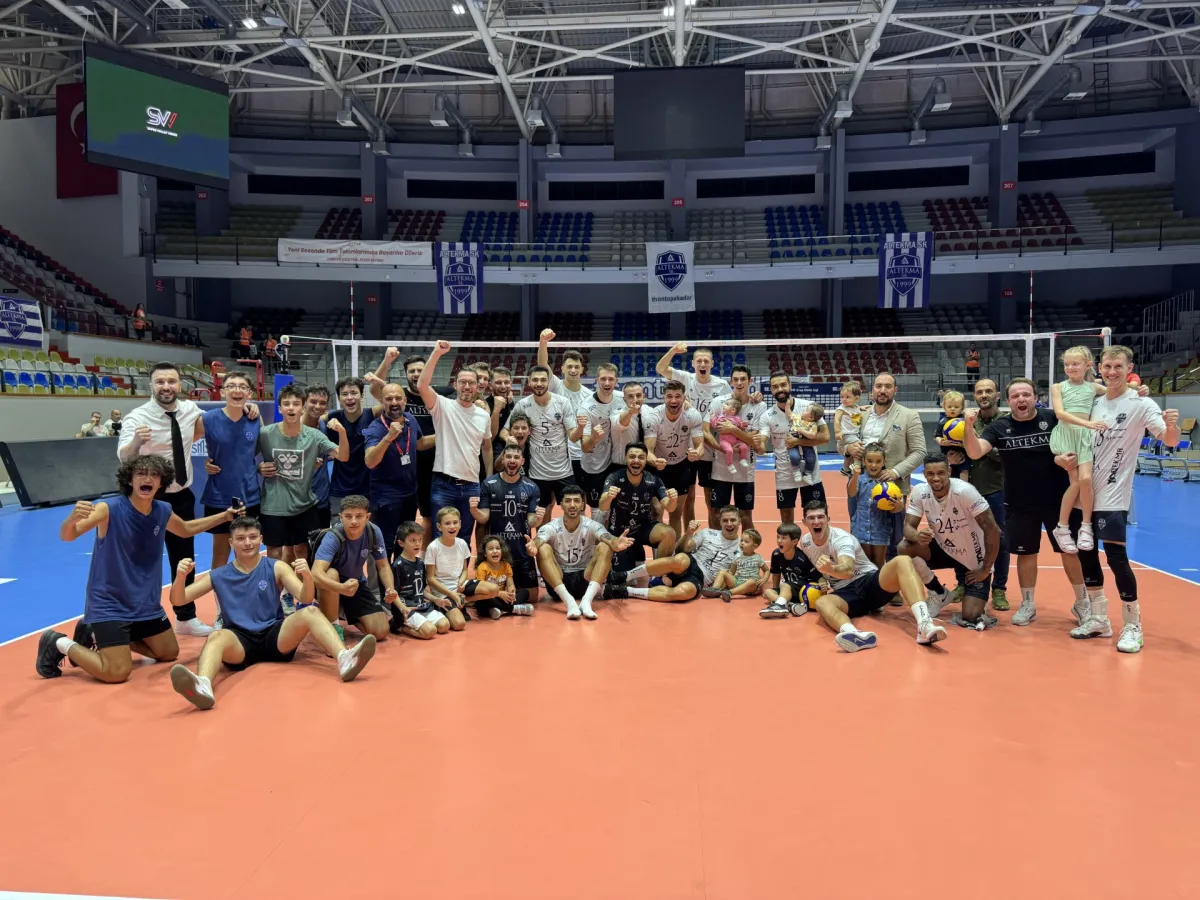 VOLEYBOLDA İZMİR DERBİSİ ALTEKMA'NIN