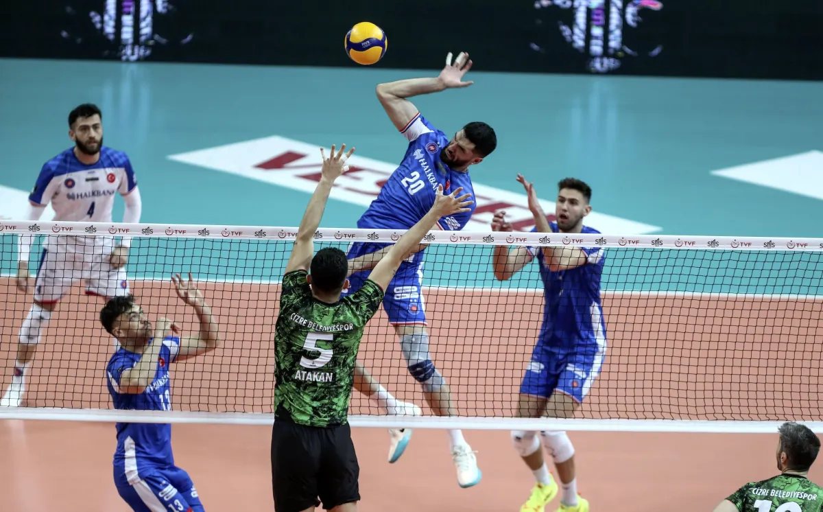 Halkbank Cizre'yi güle oynaya yendi