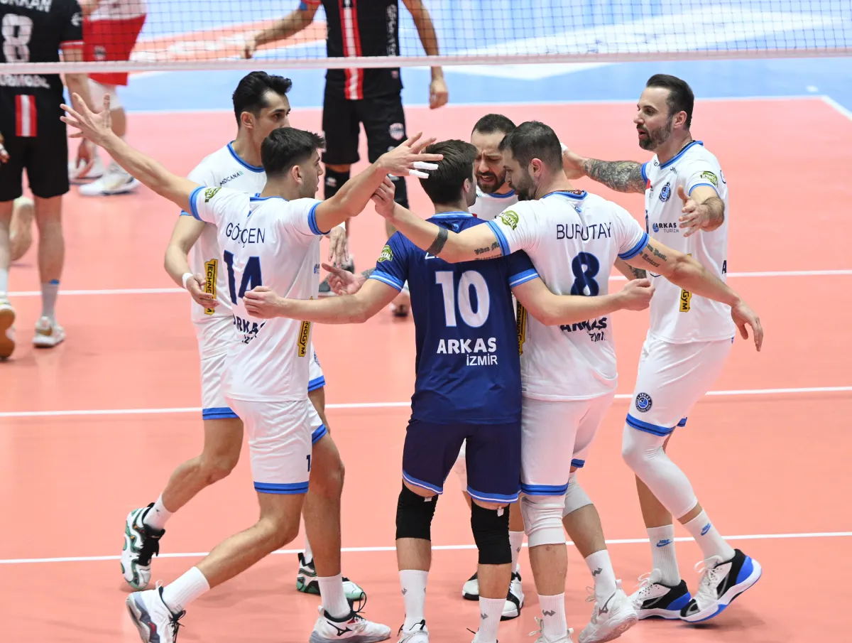 Arkas Spor İzmir’de İstanbul Gençlik Spor’u 3-0 mağlup etti