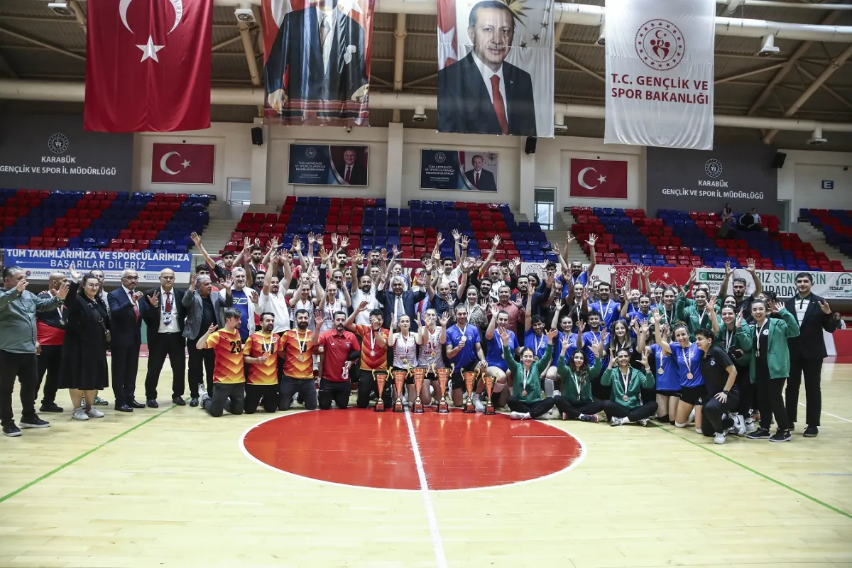 İşitme Engelliler Voleybol Türkiye Şampiyonası Sona Erdi