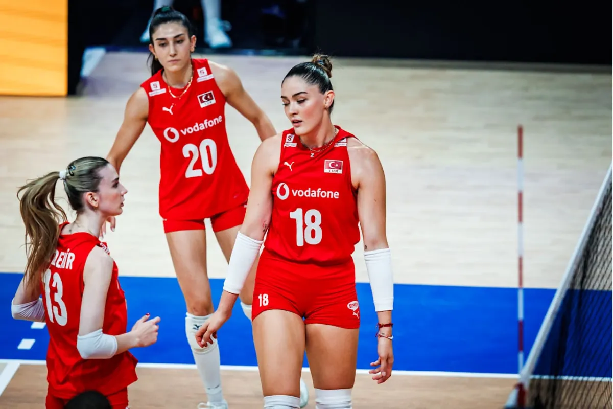 Filenin Sultanları, Sırbistan'a 3-0 Mağlup Oldu