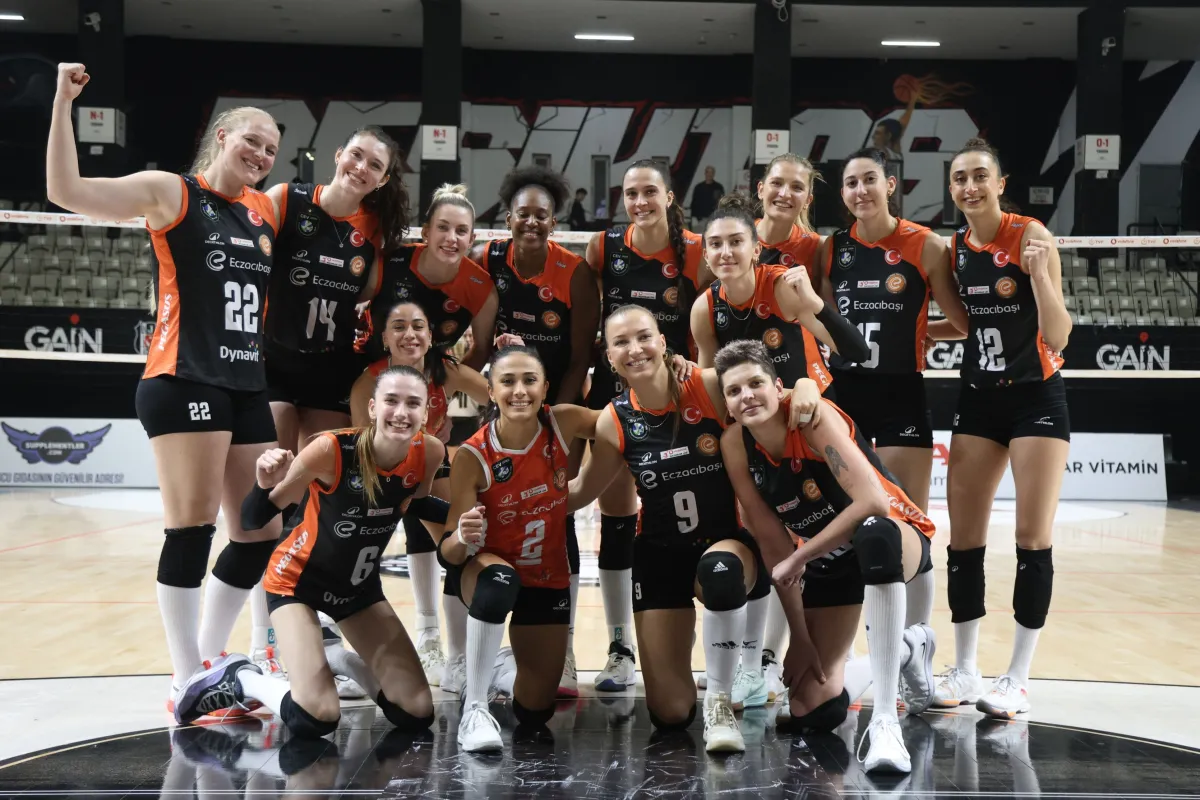 Eczacıbaşı Dynavit, 5 setlik mücadeleden galip ayrıldı