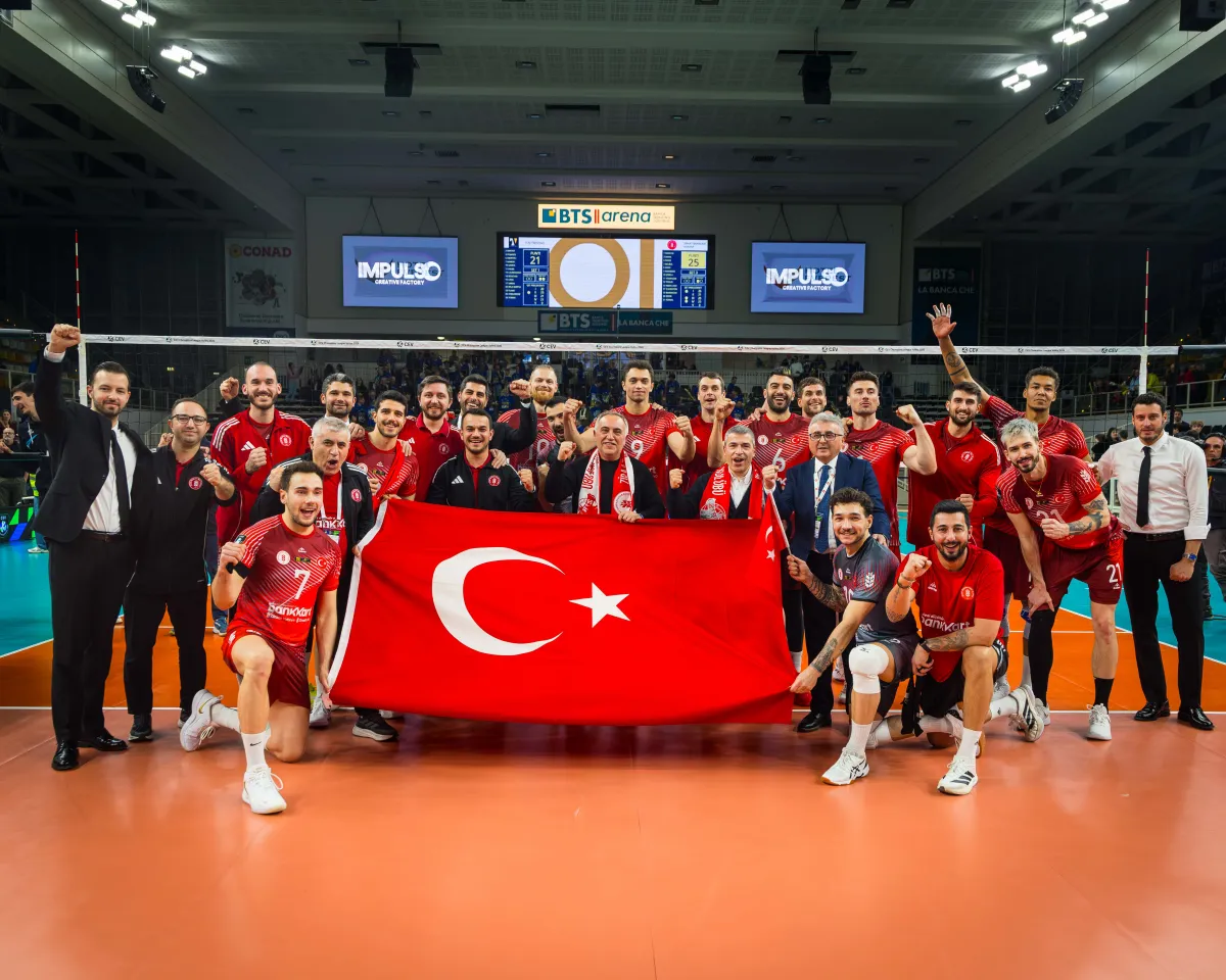 ZİRAAT BANKKART AVRUPA ŞAMPİYONLAR LİGİ'NDFE NAMAĞLUP ÇEYREK FİNALDE