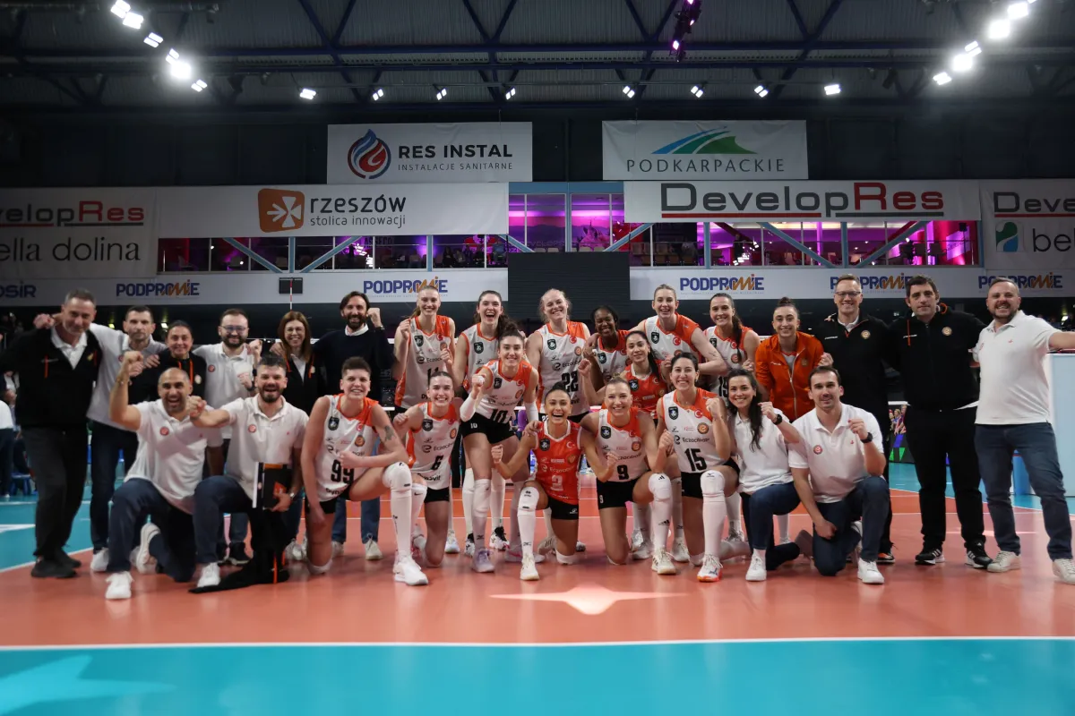 Eczacıbaşı Dynavit adını dörtlü finale yazdırdı!