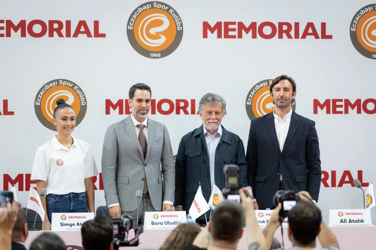 Eczacıbaşı Spor Kulübü'nün Resmi Sağlık Sponsoru Memorial Sağlık Grubu oldu