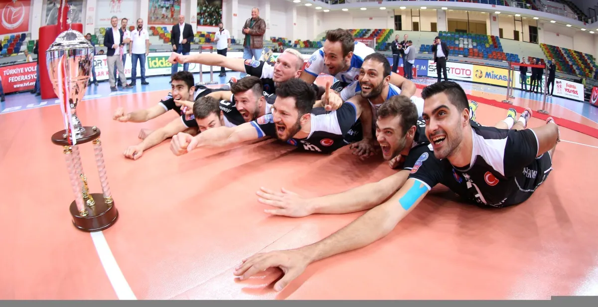 Halkbank Modena'yı Bekliyor