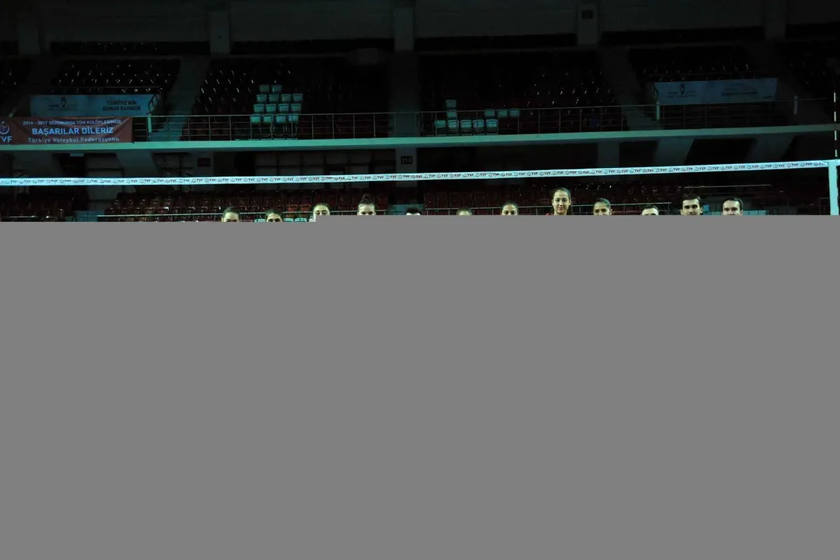 Yıldız Bayan Voleybol Milli Takımımız Slovenya’ya Hareket Etti