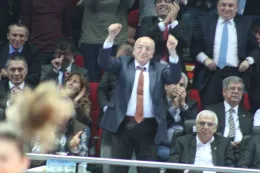 Vakıfbank Genel Müdürü Halil Aydoğan'ın galibiyet sevinci görülmeye değer...