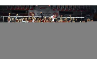 Ziraat Bankası 12'li Play Off'ta albümü kapağı