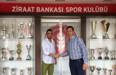Ziraat Bankası pasör Vefa Yılmaz'ı renklerine kattı.