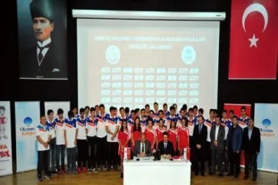 Türkiye Voleybol Federasyonu ile Okyanus Kolejleri Arasında İşbirliği Protokolü İmzalandı