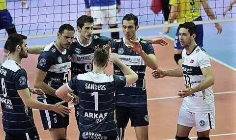 Arkas Şampiyonlar Ligi'nde 2'nci Turda.. Alman VfB Friedrichshafen takımını 3-2 Yendiler