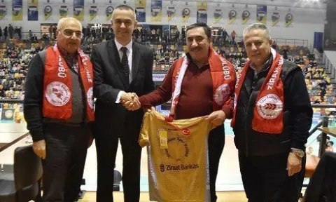 Ziraat Bankası Voleybolcularına Yöneticilerden Büyük İlgi