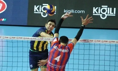 Fenerbahçe CEV Challenge Çeyrek Final İlk Maçında Fransa'nın GFC Ajaccio Takımını 3-0 Yenerek Bir Adım Öne Geçti.
