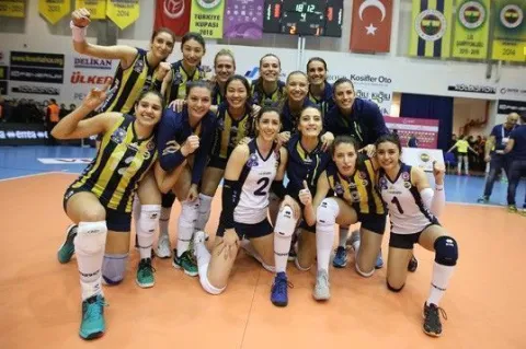 Fenerbahçe, Turgutlu Deplasmanında Seramiksan'ı 3-1'le Geçerek 3 Puanı Aldı