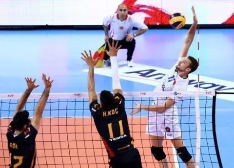 Efeler Ligi Çeyrek Final Etabı Maçları Başladı