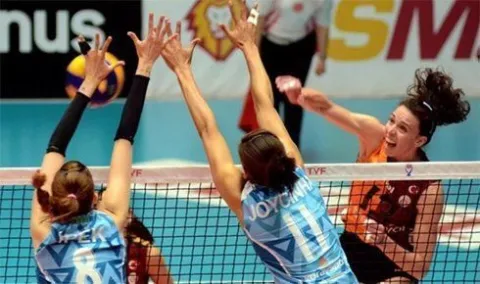 Galatasaray, Bursa BBSK'yı Eledi Vakıfbank'ın Rakibi Oldu