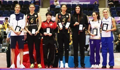 Çinli oyuncu Zhu Ting MVP, Kübra Çalışkan en iyi 2. orta oyuncu seçildi.