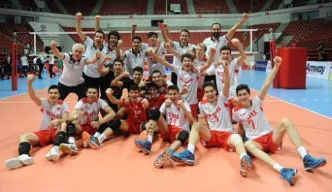U17 Erkek Voleybol Milli Takımımız Avrupa Üçüncüsü Oldu