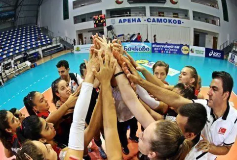 U16 Avrupa Şampiyonası'nda Romanya 3 - Türkiye 1
