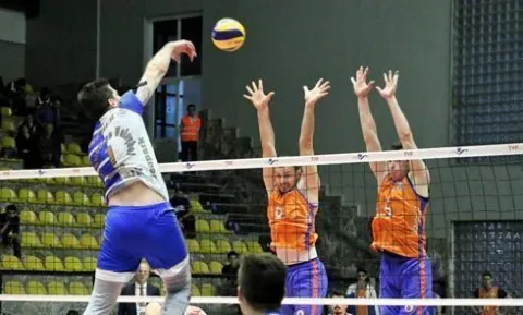 İstanbul BBSK, Jeopark Kula Belediyesi'ni 3-0'la Geçti