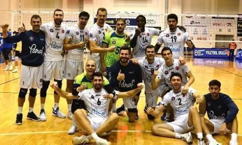 Halkbank Fenerbahçe'yi Deplasmanda 3-1 Yenerek 3 Puan Çıkardı