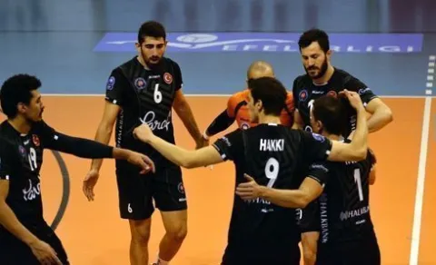 Gümüşhane Torul’da 3 puan Halkbank’ın